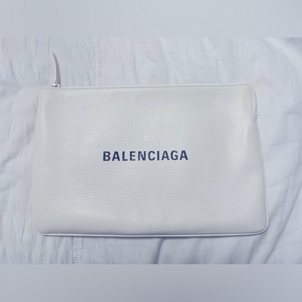 Balenciaga Clutch Authentic